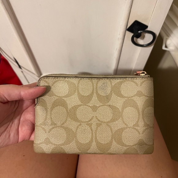 Coach wallet - Picture 3 of 3